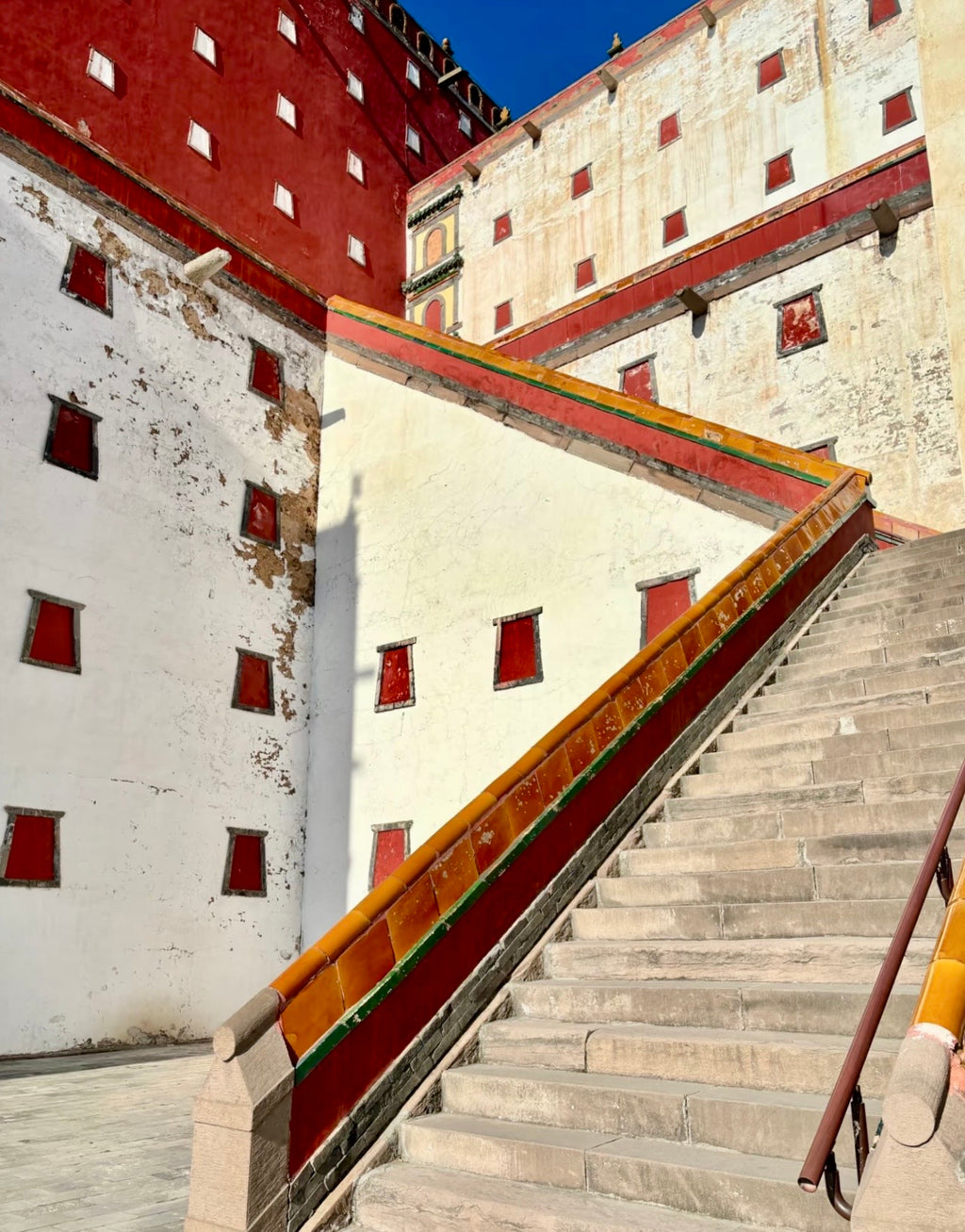 3 Days 2 Nights – Mutianyu Great Wall & Chengde: Imperial Strategies of Defense and Unity