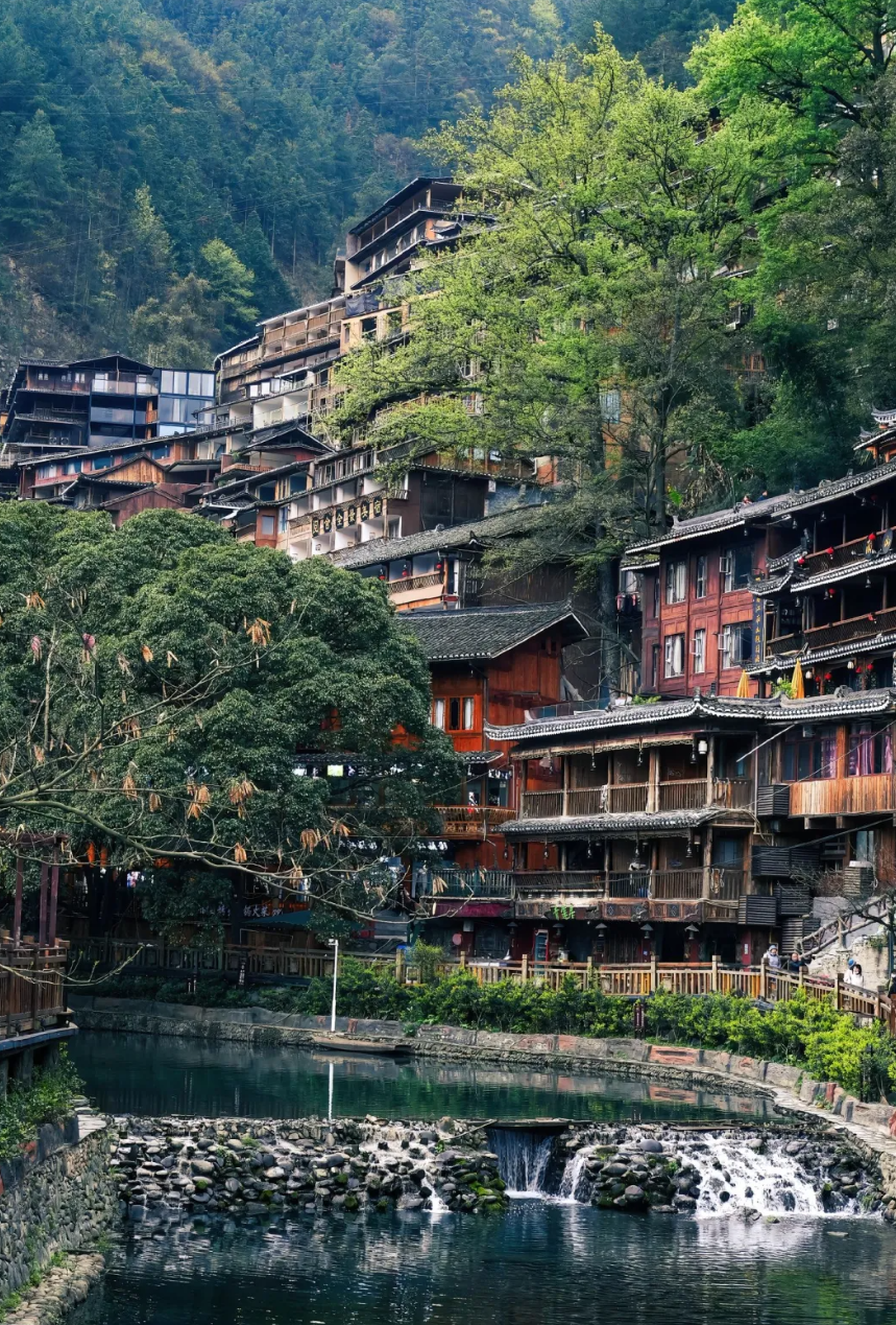 China Ethnic Minority Culture Tour