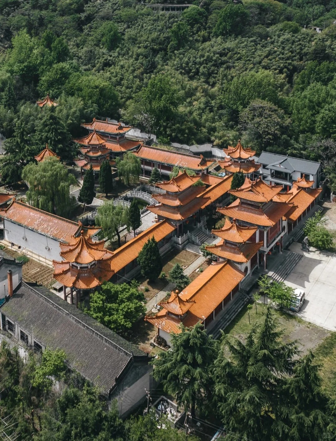 Zhongnan Mountain Zen Meditation Retreat Journey