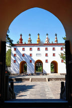 2 Days 1 Night Chengde Tour: Imperial Power & Mountain Retreat