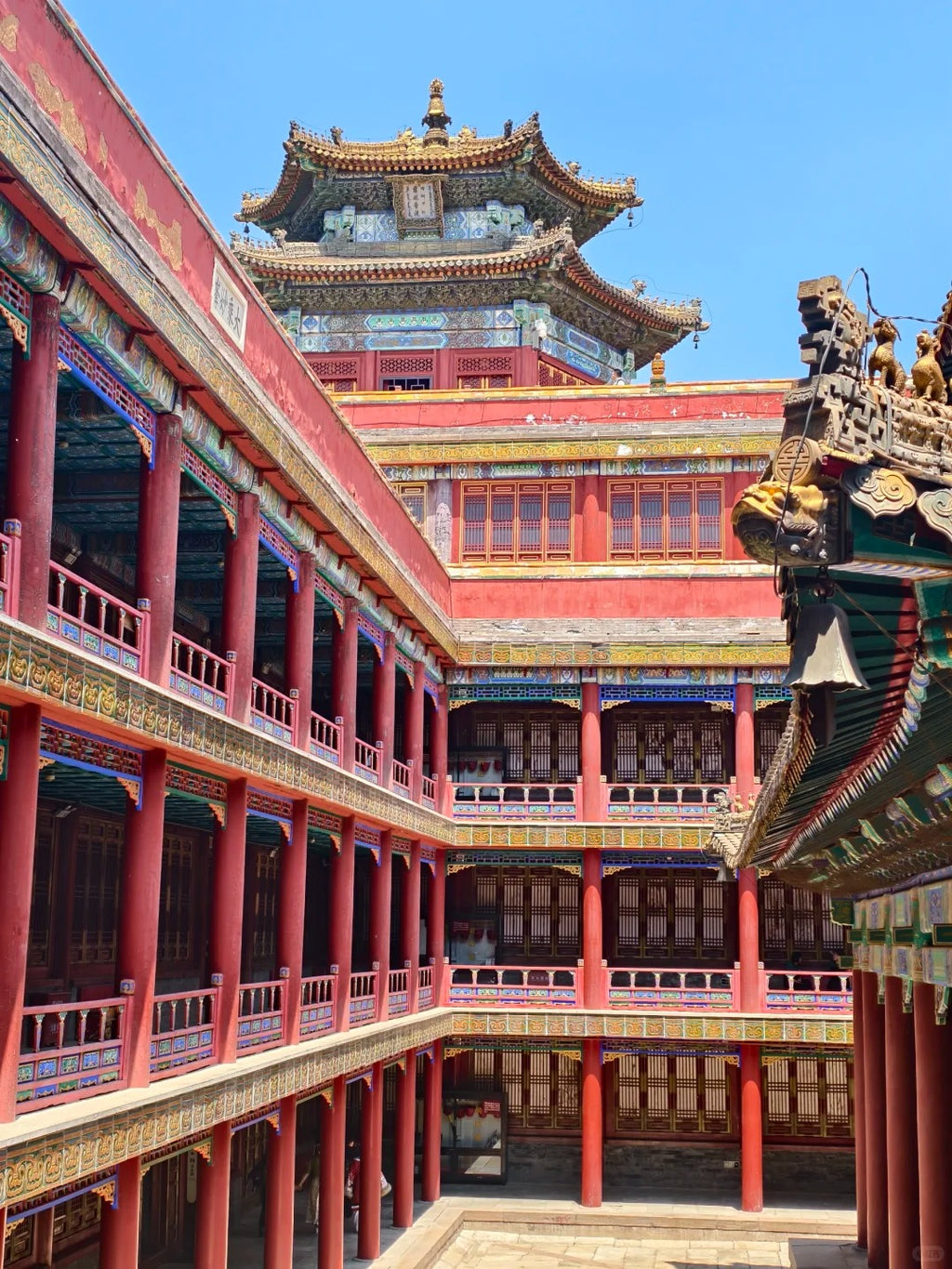 2 Days 1 Night Chengde Tour: Imperial Power & Mountain Retreat